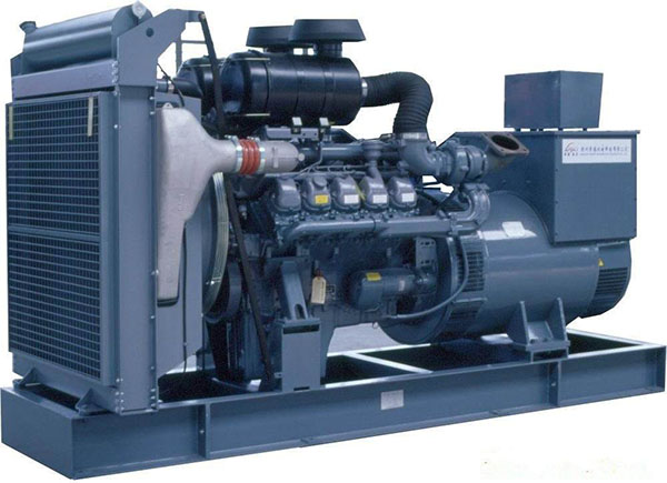 岑巩干接点的信号通断时间是如何确定的？